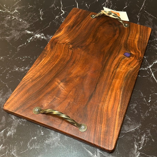 Serving board